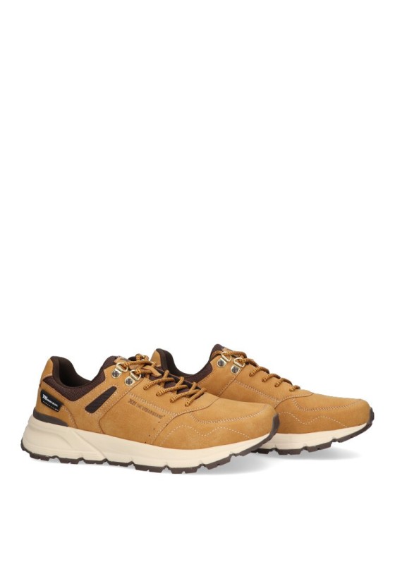 Deportivo hombre XTI 141630 camel