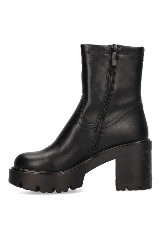 Botin mujer MUSTANG 52889 negro