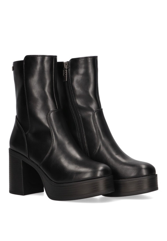 Botin mujer MUSTANG 53562 negro