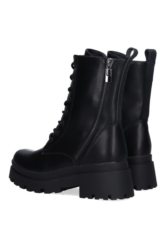 Botin mujer MUSTANG 53261 negro