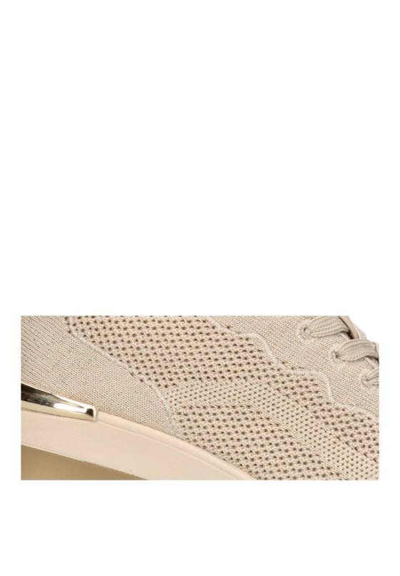 Deportivo mujer XTI 143069 beige