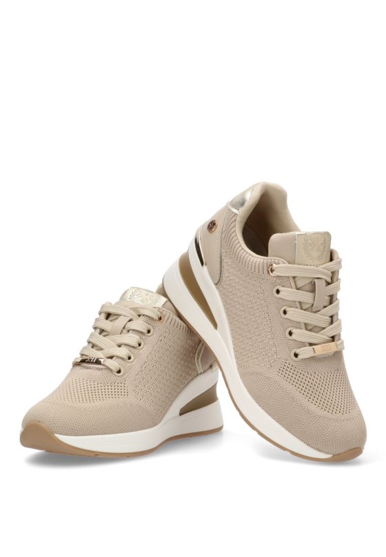 Deportivo mujer XTI 143721 beige