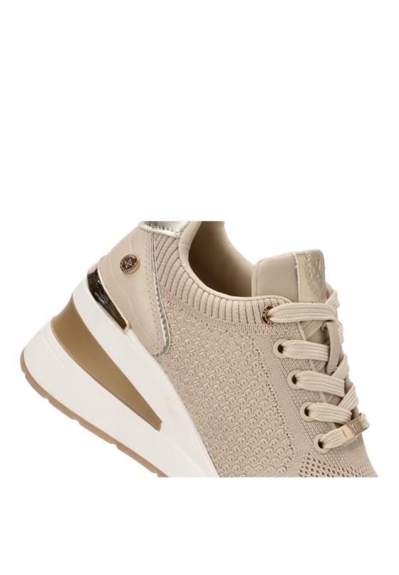 Deportivo mujer XTI 143721 beige